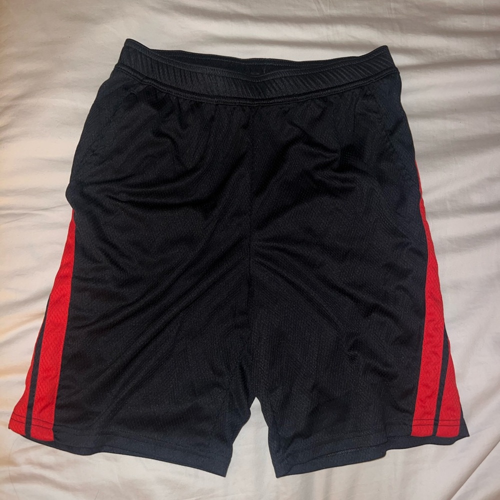 Target Men’s Athletic Shorts Size Small
